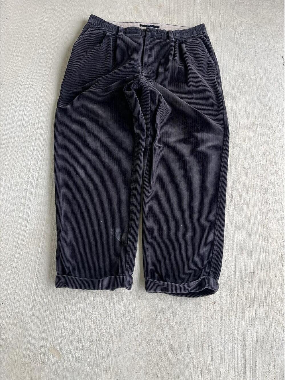Vintage Gap Easy Fit Pleated Corduroy Pants Gray 36x30